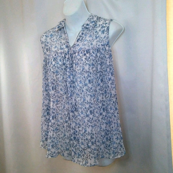 Lauren Conrad V-Neck Sleeveless Blouse,XL - Picture 2 of 7
